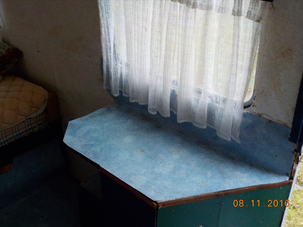 LAKÓKOCSI,FELÚJÍTÁSRA SZORULOAN PAPIROK NÉLKŰL TAPOLCÁN ELADÓ 28. kép