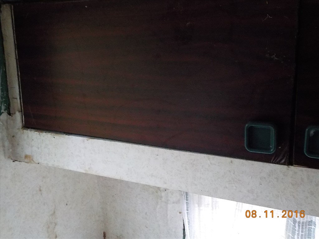 LAKÓKOCSI,FELÚJÍTÁSRA SZORULOAN PAPIROK NÉLKŰL TAPOLCÁN ELADÓ 43. kép