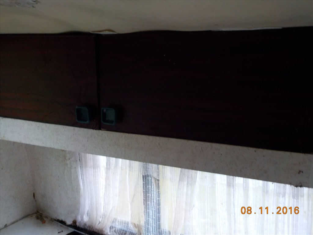 LAKÓKOCSI,FELÚJÍTÁSRA SZORULOAN PAPIROK NÉLKŰL TAPOLCÁN ELADÓ 49. kép