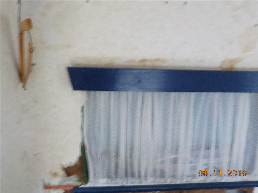 LAKÓKOCSI,FELÚJÍTÁSRA SZORULOAN PAPIROK NÉLKŰL TAPOLCÁN ELADÓ 51. kép