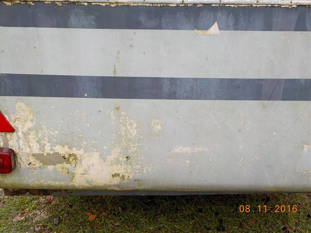 LAKÓKOCSI,FELÚJÍTÁSRA SZORULOAN PAPIROK NÉLKŰL TAPOLCÁN ELADÓ 81. kép