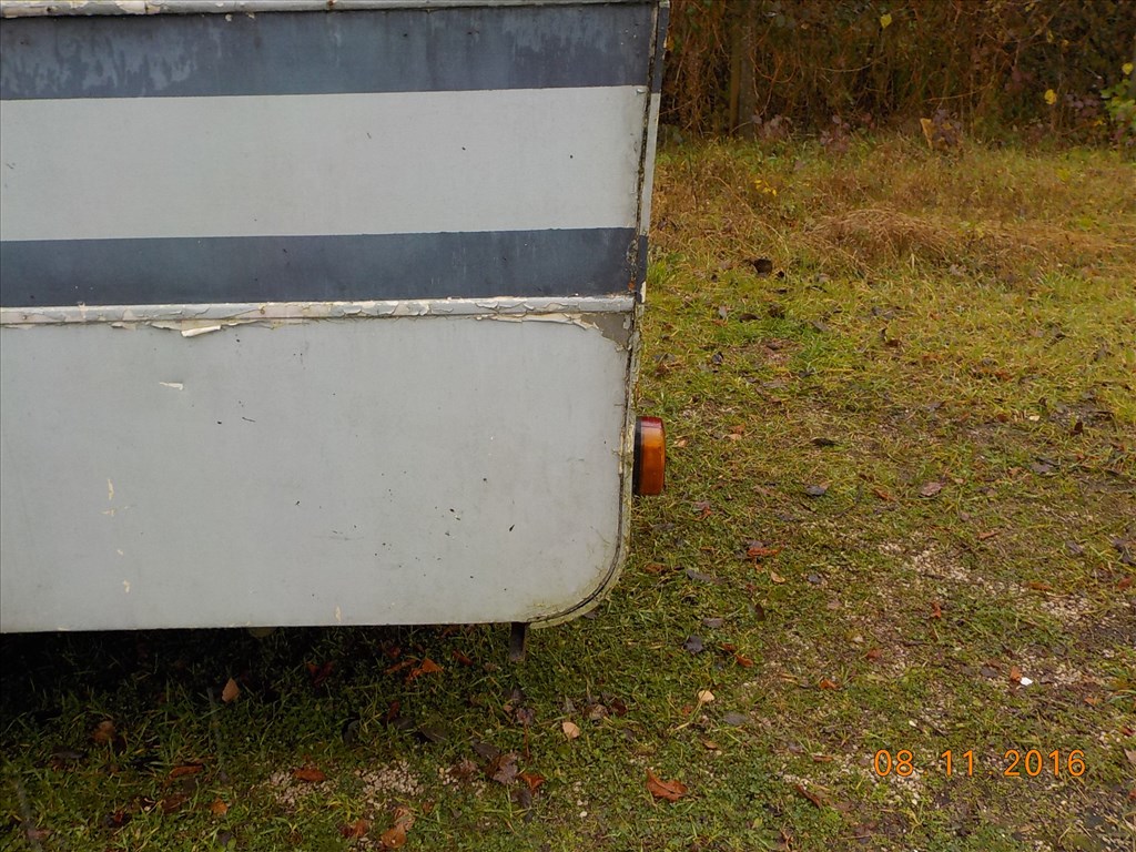 LAKÓKOCSI,FELÚJÍTÁSRA SZORULOAN PAPIROK NÉLKŰL TAPOLCÁN ELADÓ 92. kép