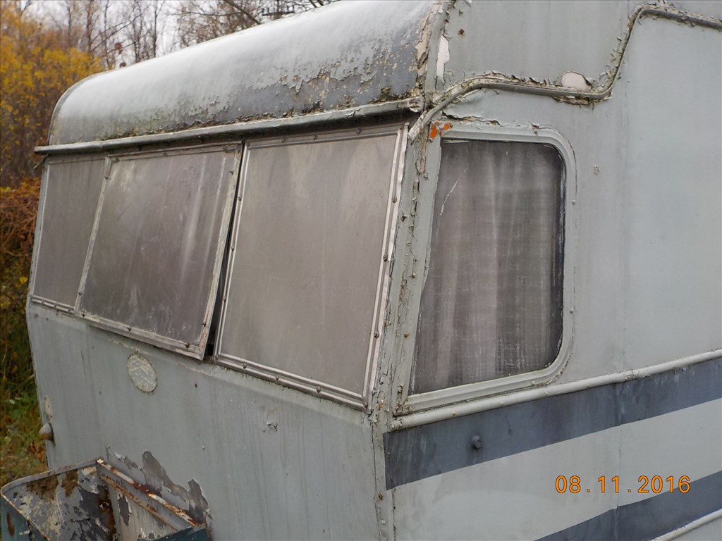 LAKÓKOCSI,FELÚJÍTÁSRA SZORULOAN PAPIROK NÉLKŰL TAPOLCÁN ELADÓ 96. kép