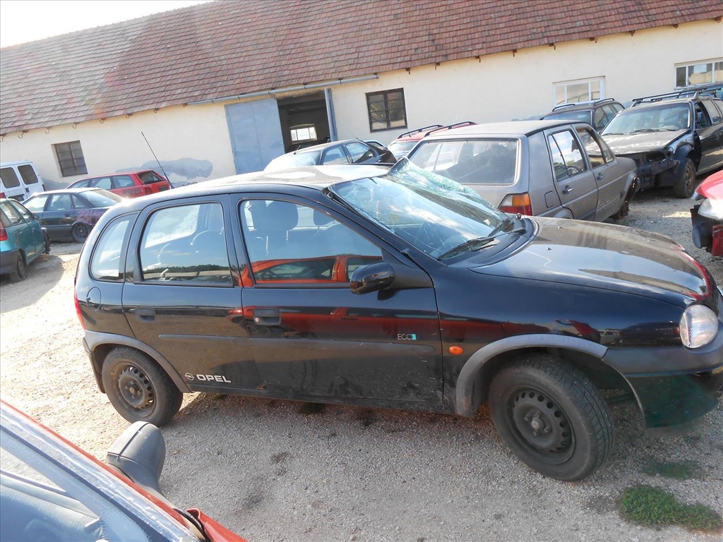 Opel CORSA B (73_78_79) 1.2 i 16V hátsó ablaktörlő motor 5. kép