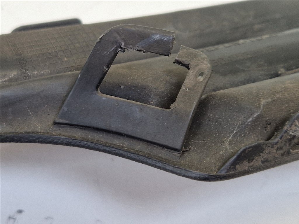 Volkswagen Golf VII első lökhárító bal díszrács (19210) 5g0853665 10. kép