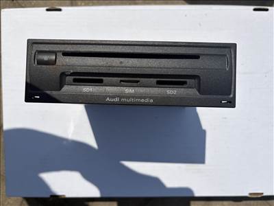 Audi A8 (D3 - 4E) multimedia 4e0035670