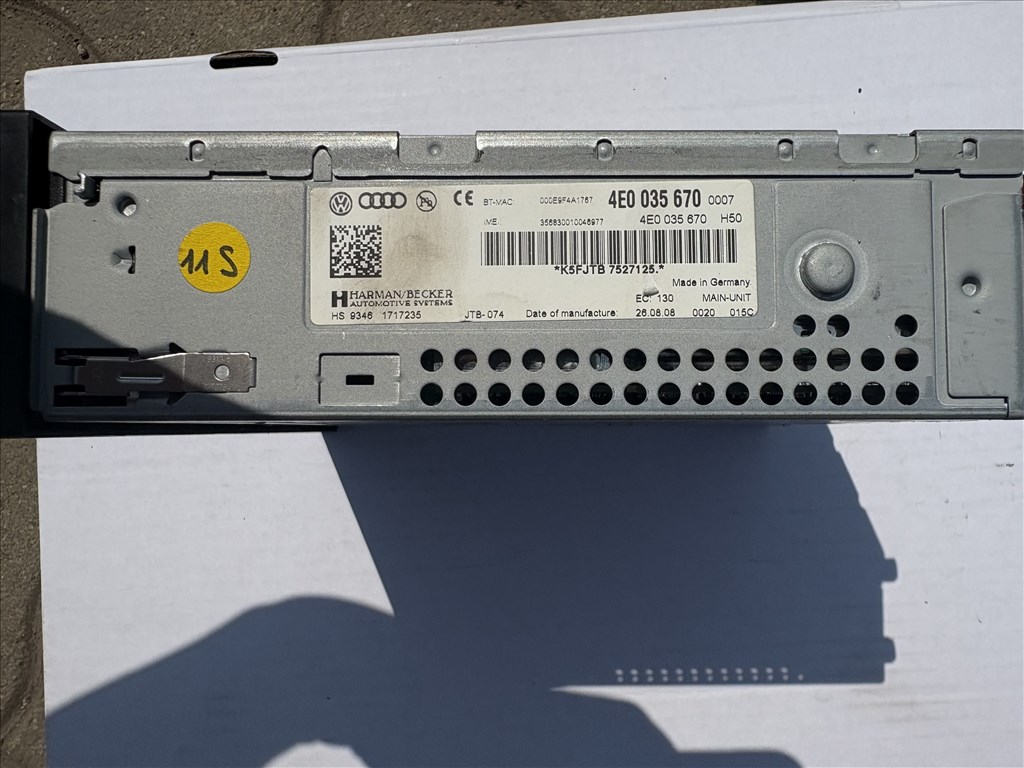 Audi A8 (D3 - 4E) multimedia 4e0035670 2. kép