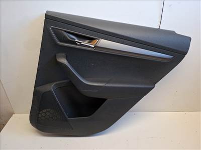 Skoda Karoq jobb hátsó ajtókárpit 57A867024T