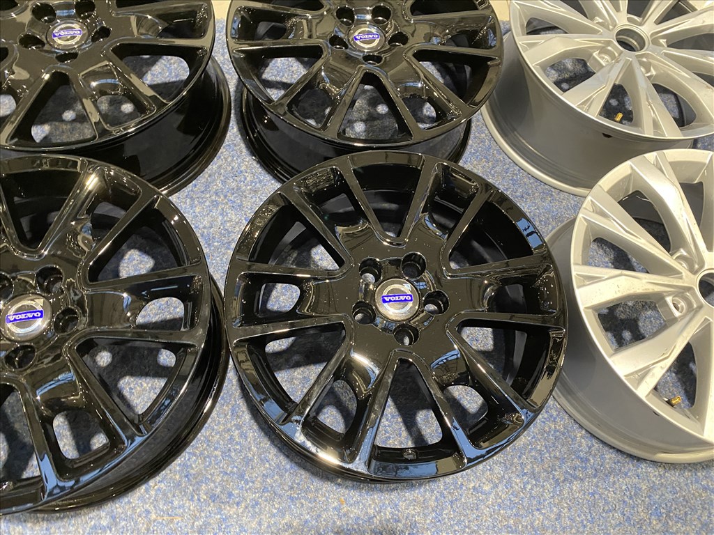 (3449) Volvo 17 gyári alufelni felni, 5x108 4. kép