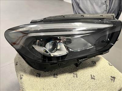 Mercedes B osztály jobb első fényszóró a2479065803