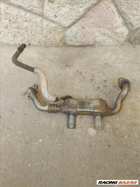 Toyota Corolla Verso (AR10) Egr hűtő 3064 256800r010 1. kép