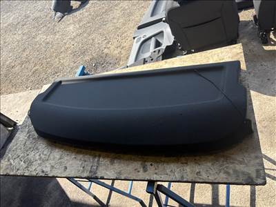 Audi A1 (8X) kalaptartó 