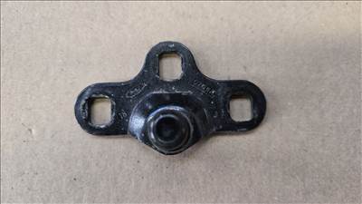 Ford Focus Mk1 1.8 16V sedan csomagtérajtó ütköző