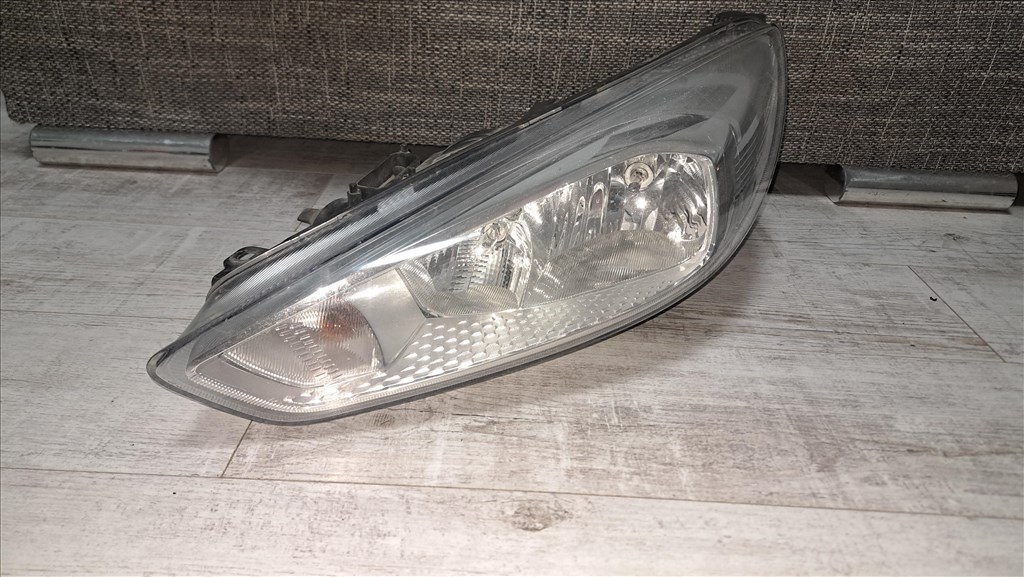 Ford Focus Mk3 fényszóró  f1eb13w030ad 1. kép