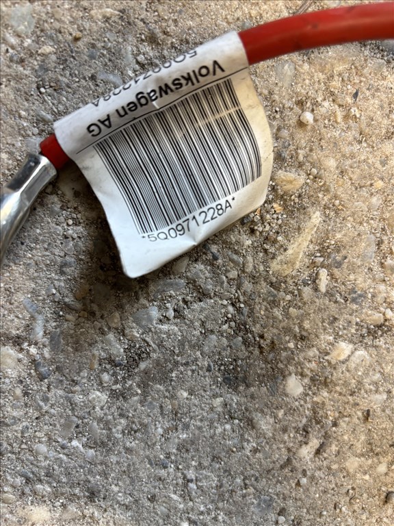 Skoda Octavia III akkumulátor kábel 5q0971228a 2. kép