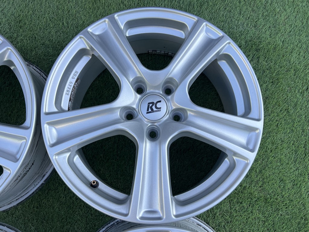 5x114.3 17" RC alufelni 7Jx17h2 ET49 4. kép