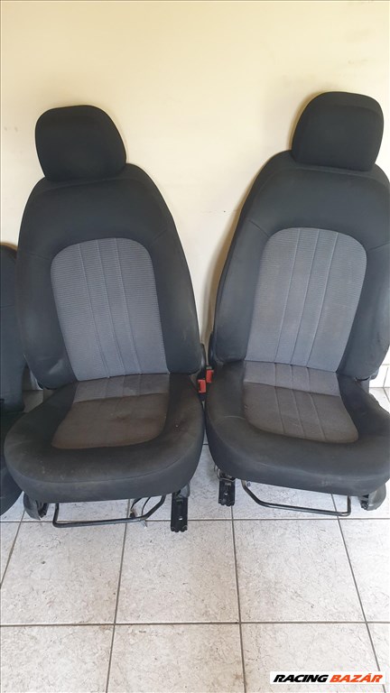 Fiat Linea ülés  2. kép