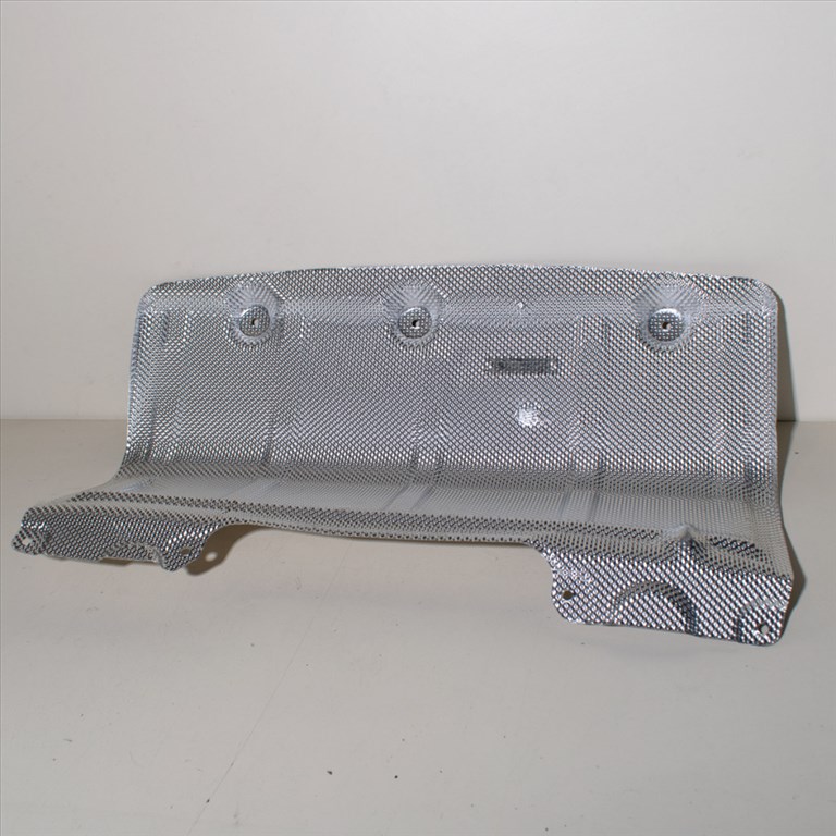 BMW 3er F30-F80-F31-F34, 4er F32-F33-F82-F83-F36 Hõvédõ lemez  3. kép