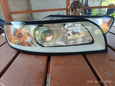 Volvo S40 Első fényszóró 0301237201 le06a6152