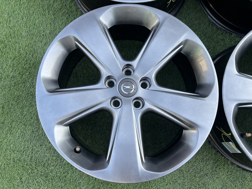 5x105 18" Opel gyári alufelni 7Jx18h2 ET38 2. kép