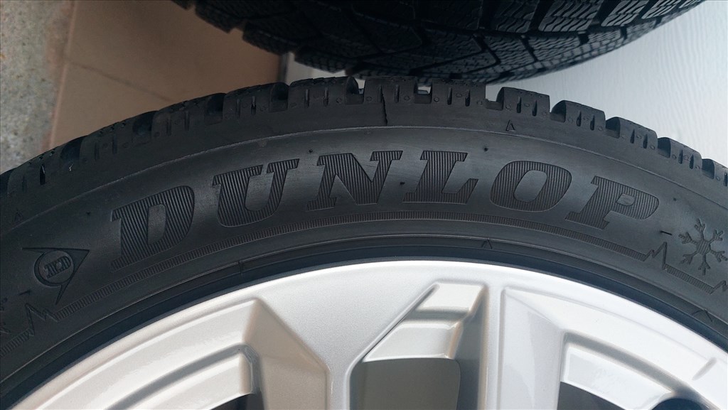 Gyári, új ,Audi S3-A3  Sport back 8Y 17"  alufelni ,Új téligumi 12. kép