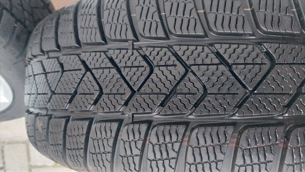 Gyári, új ,Audi S3-A3  Sport back 8Y 17"  alufelni ,Új téligumi 16. kép