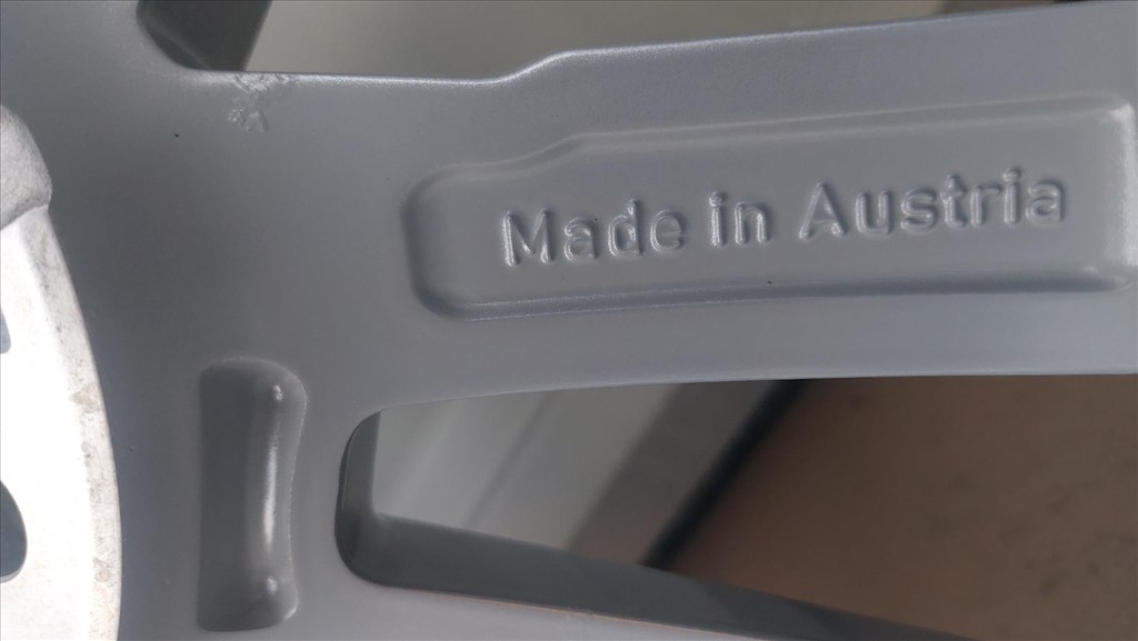 Gyári, új ,Audi S3-A3  Sport back 8Y 17"  alufelni ,Új téligumi 25. kép