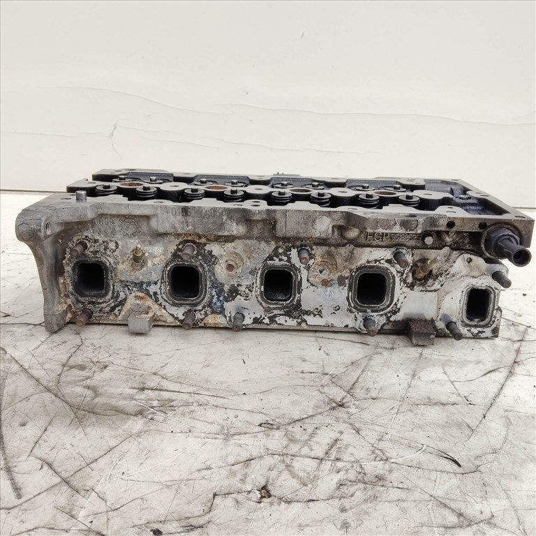 204427 Fiat Punto III., Doblo 2000-2009, Idea, Panda II. Lancia Ypsilon II. 1,3 16v hengerfej, szelepekkel, egy izzítógyertya beletörve. Alkatrésznek!!! 55188595 4. kép