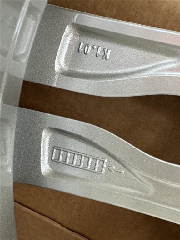 R20 Original bmw 8.5J ET33 - 7843715 2db felni alufelni  10. kép