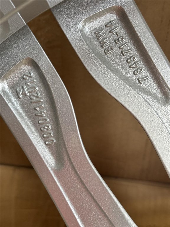 R20 Original bmw 8.5J ET33 - 7843715 2db felni alufelni  11. kép