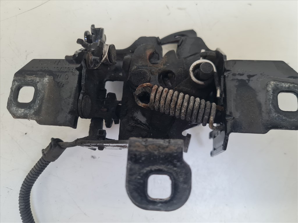 Volkswagen Golf IV motorháztető zárszerkezet (20725) 1j0823509 2. kép