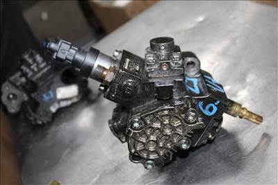 Land Rover 2011 2.2 TD4 magasnyomású szivattyú (6) 9683268980