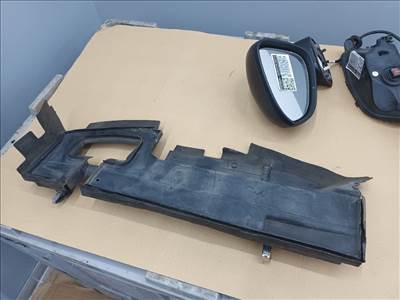 Opel Zafira C Felső Hűtő Légterelő 20897268