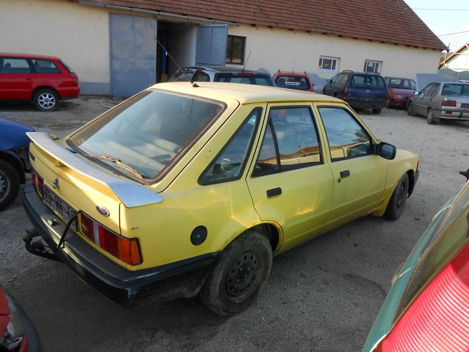 Ford ESCORT III (GAA) 1.3 kipufogó csonk 2. kép