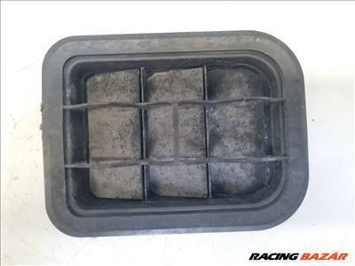 Volkswagen Golf IV csomagtér hátsó szellőző (20690) 1h0819465c