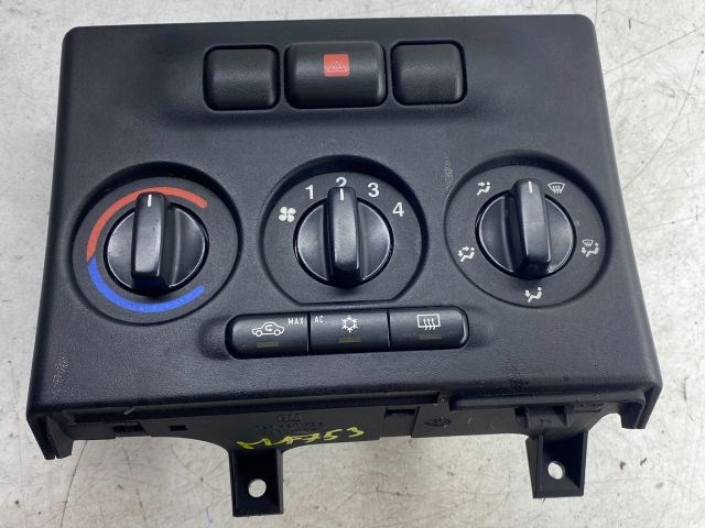 OPEL ZAFIRA A Fűtéskapcsoló (manuális klímás) 1. kép