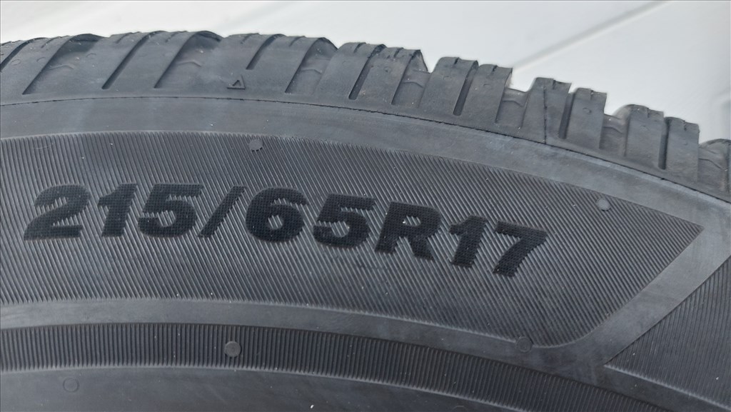 2.Gyári, VW Tiguan 17”/CORVARA/  alufelni, újszerű téli gumi 8. kép