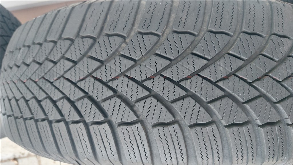 2.Gyári, VW Tiguan 17”/CORVARA/  alufelni, újszerű téli gumi 15. kép