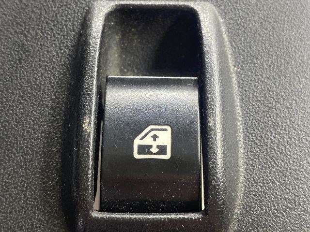 FIAT LINEA Jobb első Ablakemelő Kapcsoló 5. kép