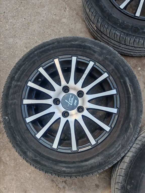  5x112 lyukosztású 6,5JJ 15" újszerű alufelni 2. kép