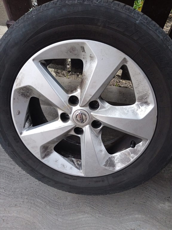 Nissan Qashqai J11 gyári 7X17-es 5X114,3-as ET40 könnyűfém felni garnitura eladó 3. kép