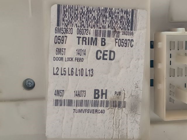 FORD FOCUS II Biztosítéktábla Doboz 3. kép