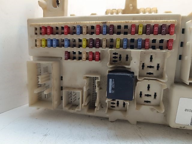 FORD FOCUS II Biztosítéktábla Doboz 7. kép