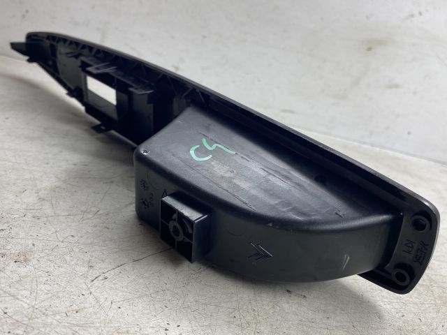 CITROËN C4 Jobb első Ablakemelő Kapcsoló Keret 4. kép