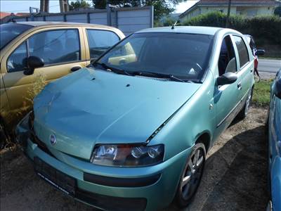 Fiat PUNTO (188) 1.2 16V 80 biztosítéktábla (motortér) 46763646