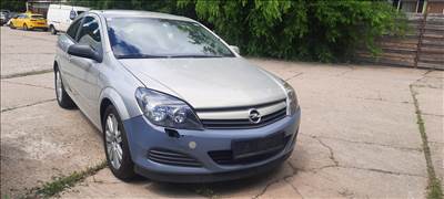 Opel Astra H GTC bontott alkatrészei