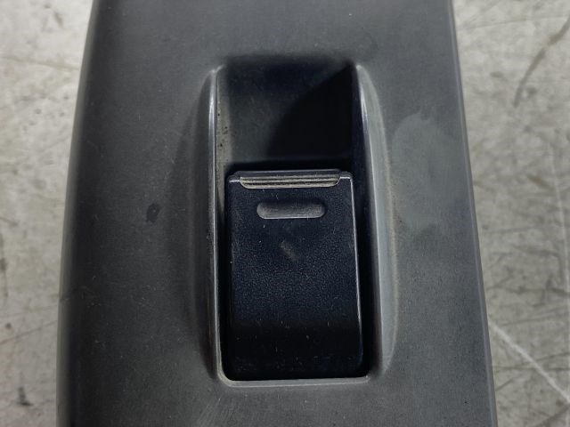 TOYOTA YARIS Jobb első Ablakemelő Kapcsoló 2. kép