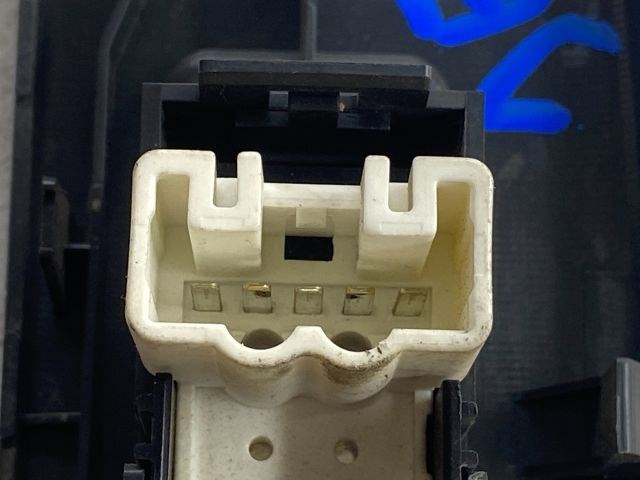 TOYOTA YARIS Jobb első Ablakemelő Kapcsoló 4. kép