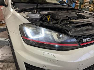 Volkswagen Golf GTI jobb első lámpa 5G1941034A 90034331