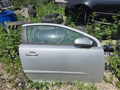 Opel Astra H GTC 1.6 Ajto jobb oldali 3 ajtos gtc
